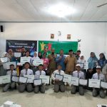 10 Siswa SMK Berprestasi dan Kurang Mampu Terima Bantuan Pendidikan PT. PAA IMG-20250929-WA0022