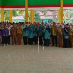 Ketua TP PKK Provinsi Jelajah Anak Riau di SMAN Binsus Dumai, Beri Motivasi Tinjau MBG IMG-20251014-WA0104