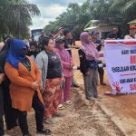 Masyarakat Adat Menuntut Hak ke PT. Agrinas Palma Nusantara, Massa: Kami Ingin Hidup Layak IMG-20251117-WA0180