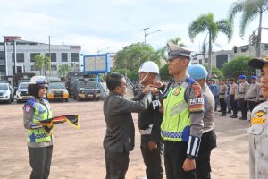 Apel Gelar Pasukan Operasi Lilin 2025 untuk Nataru Aman, Kapolres Dumai: Bersama Jaga Keamanan