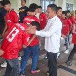 Bupati Zukri Lepas Atlet Futsal Pelalawan ikuti Kejurda Piala Gubernur IMG-20260421-WA0004