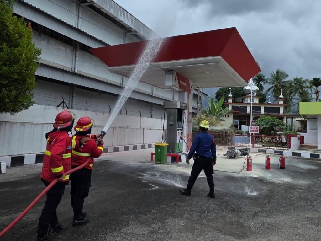 Pertamina Perkuat Kesiapsiagaan Penanganan Kebakaran SPBU melalui Simulasi Penanggulangan Keadaan Darurat